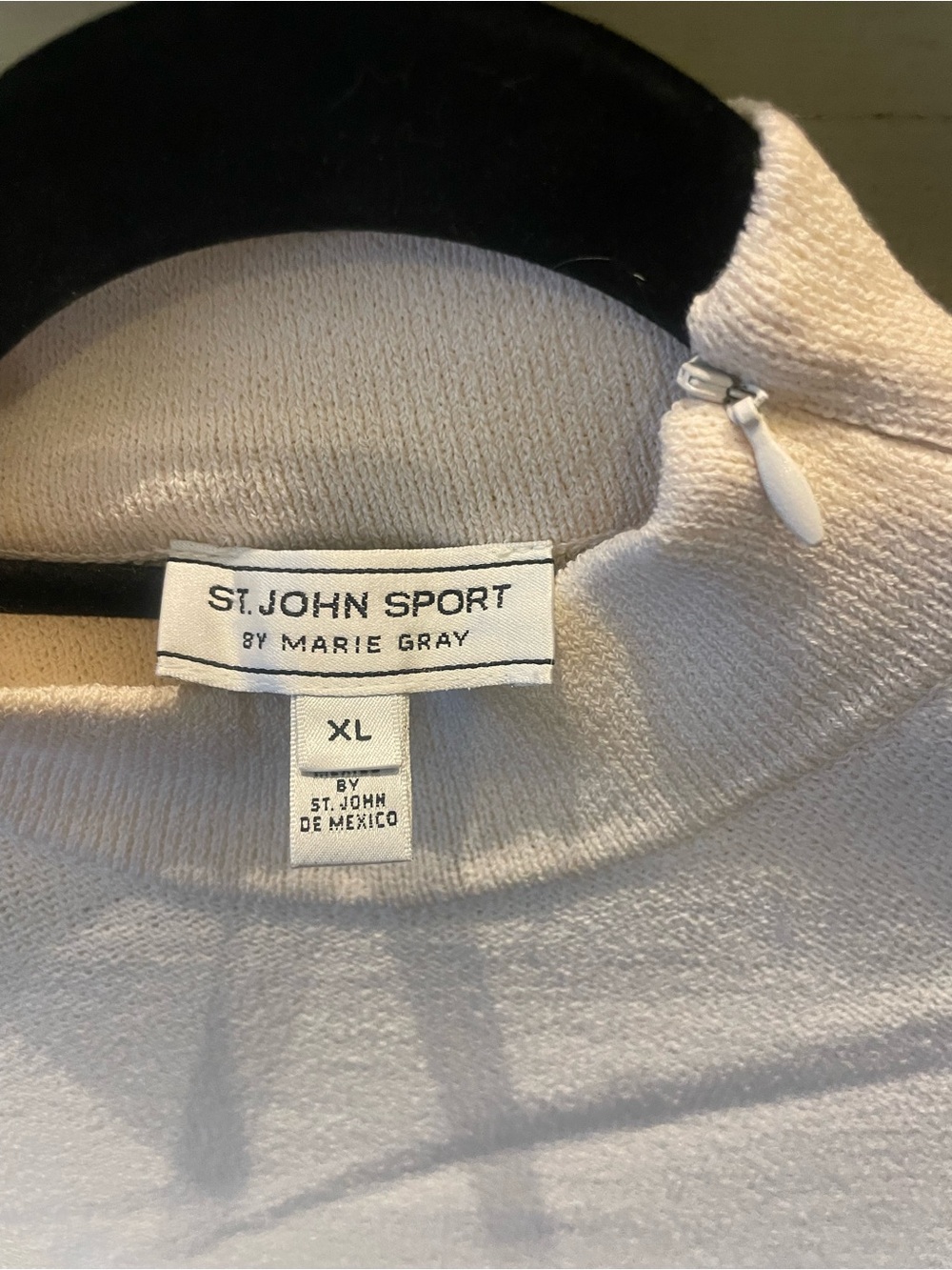 St. John Collection Sleeveless Knit Shell in Crème - Picture 3 of 6